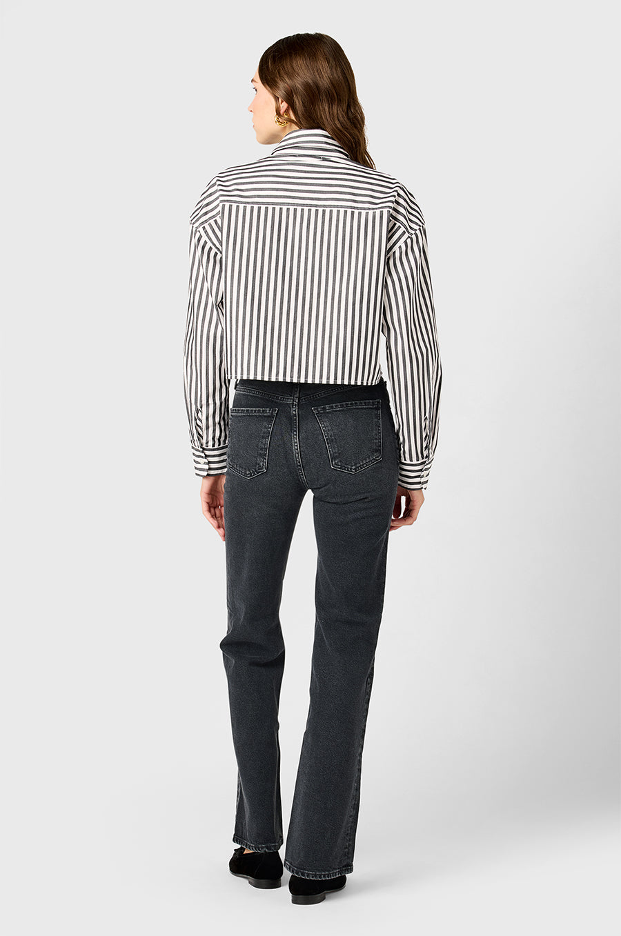 CROPPED BOXY BUTTON UP IN BLACK/IVORY STRIPE POPLIN