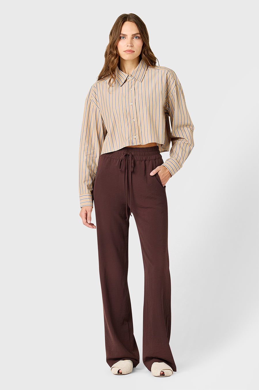 HIGH WAISTED DRAWSTRING PANT IN CHOCOLATE AIR FLOW