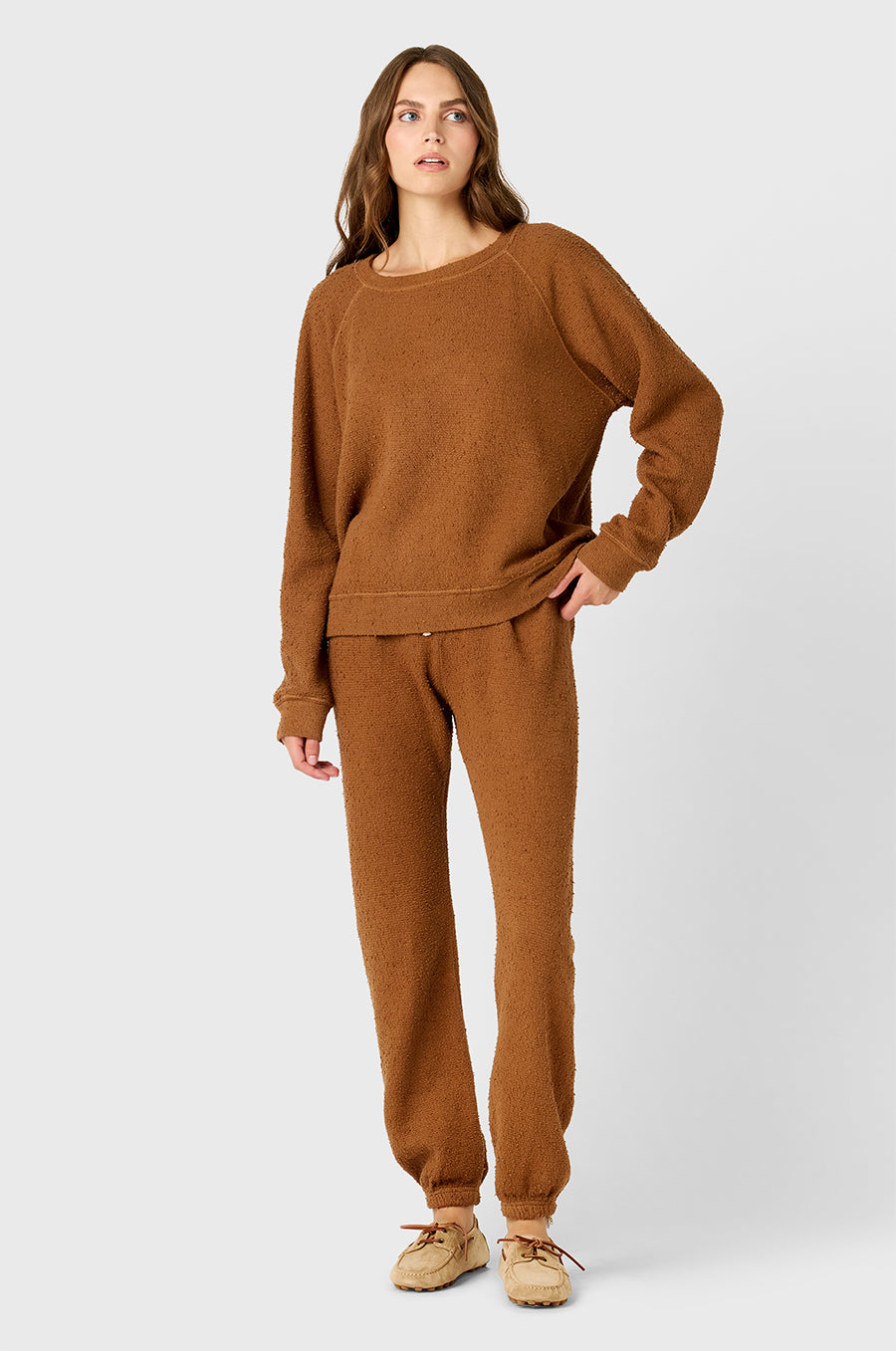 FULL LENGTH VINTAGE SWEATPANT IN PRALINE BOUCLÉ